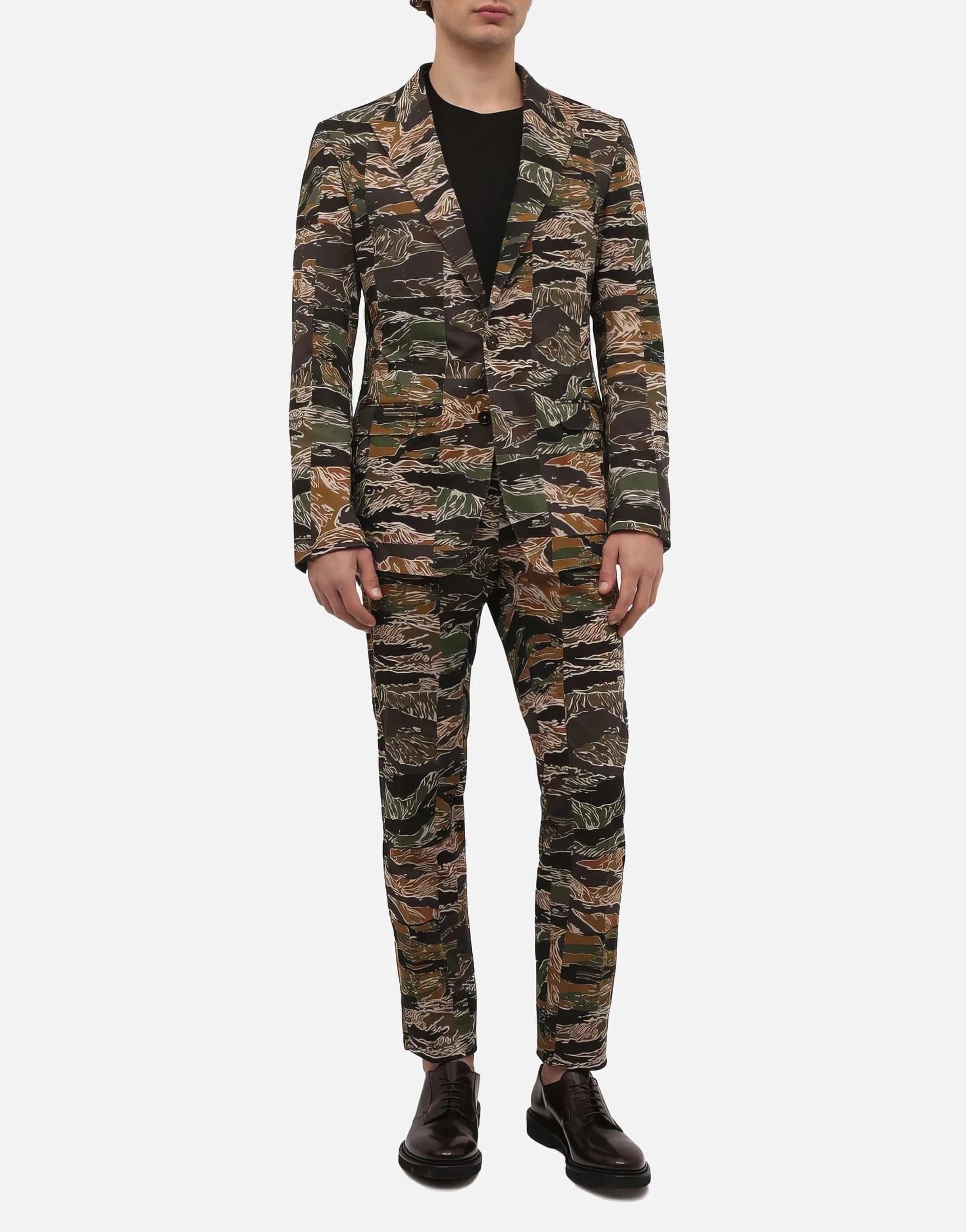 Dolce
Gabbana Camouflage-Print Taormina Two-Piece Suit