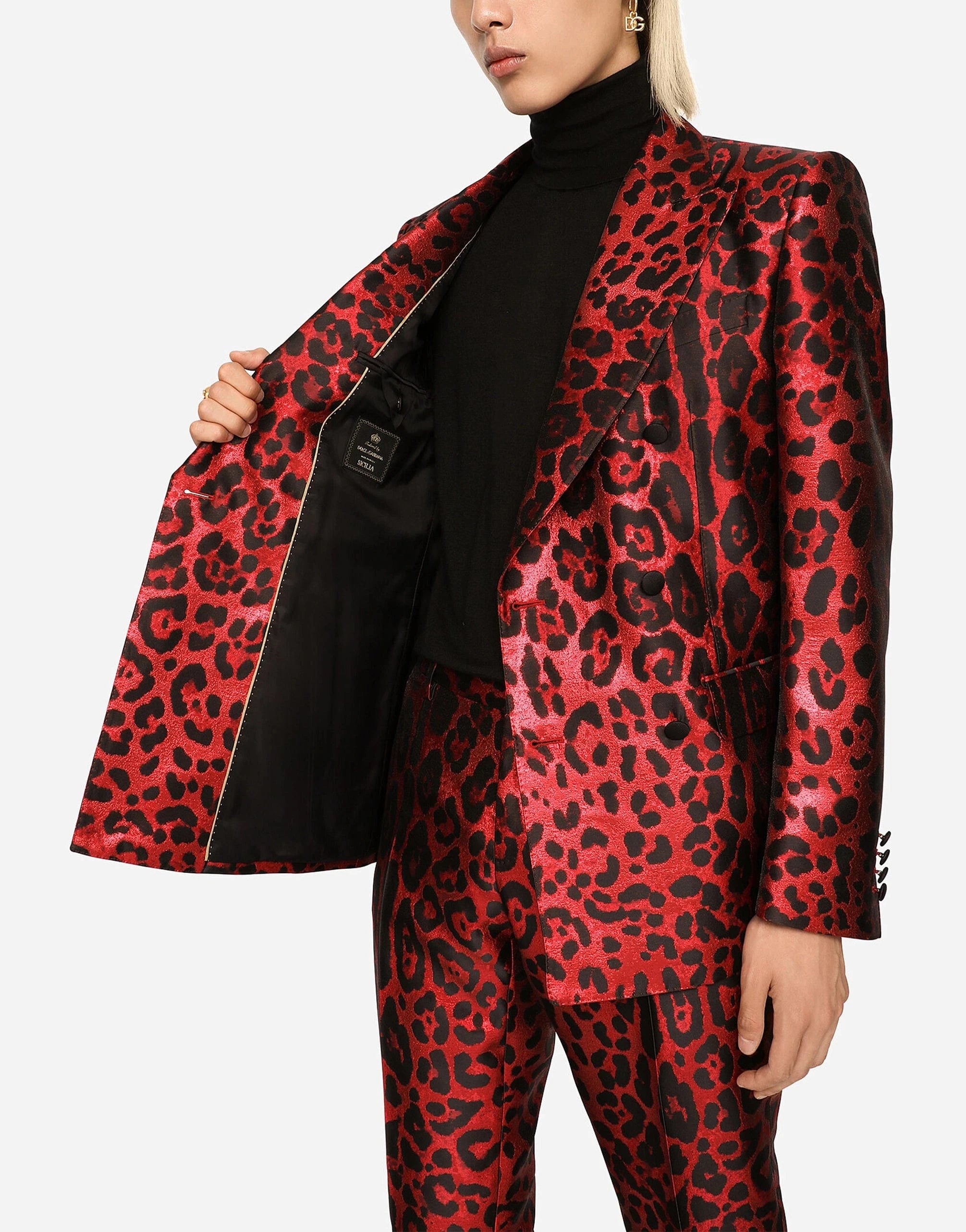 Dolce
Gabbana Double-Breasted Leopard-Print Suit