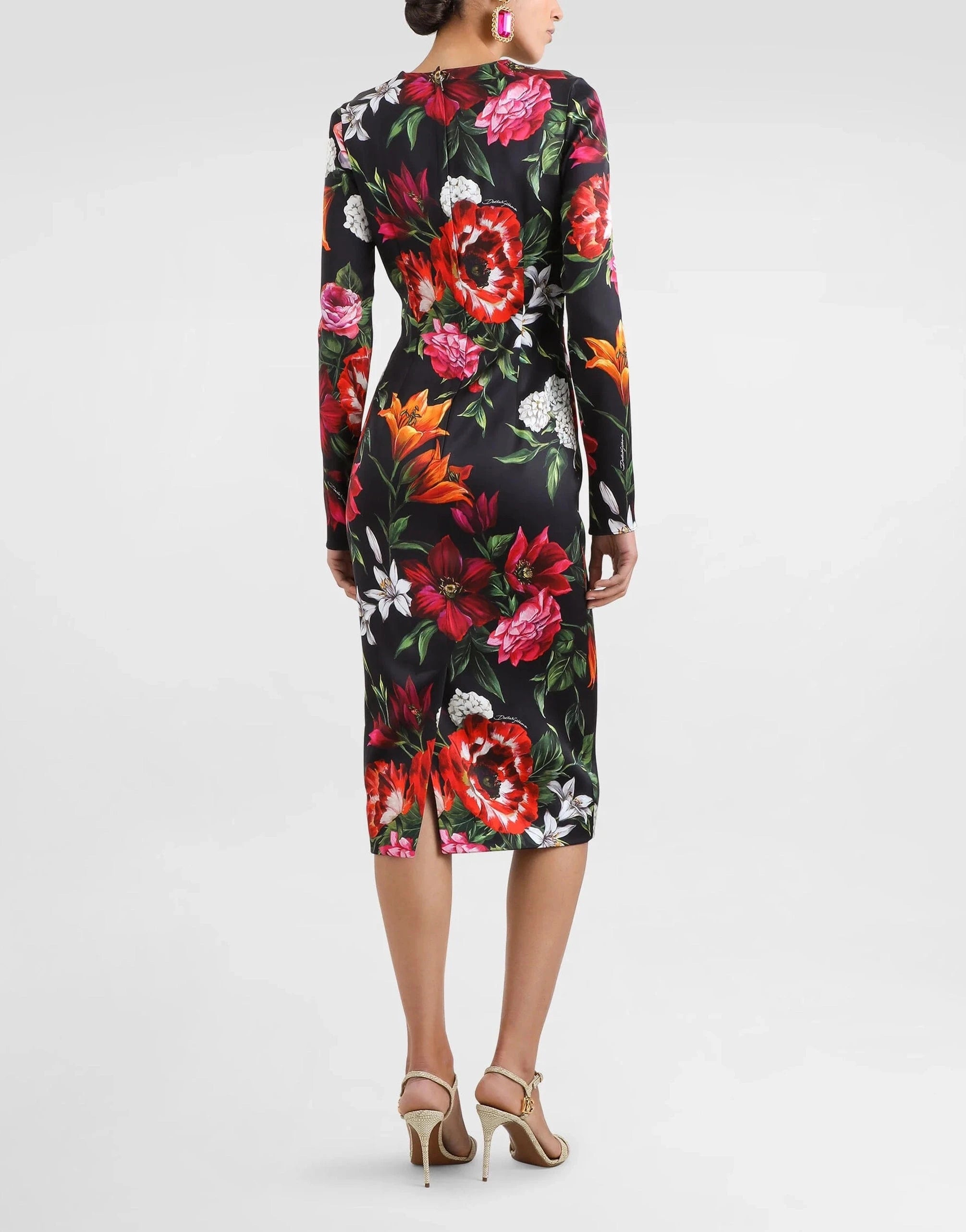 Dolce
Gabbana Floral-Print Satin Fitted Dress