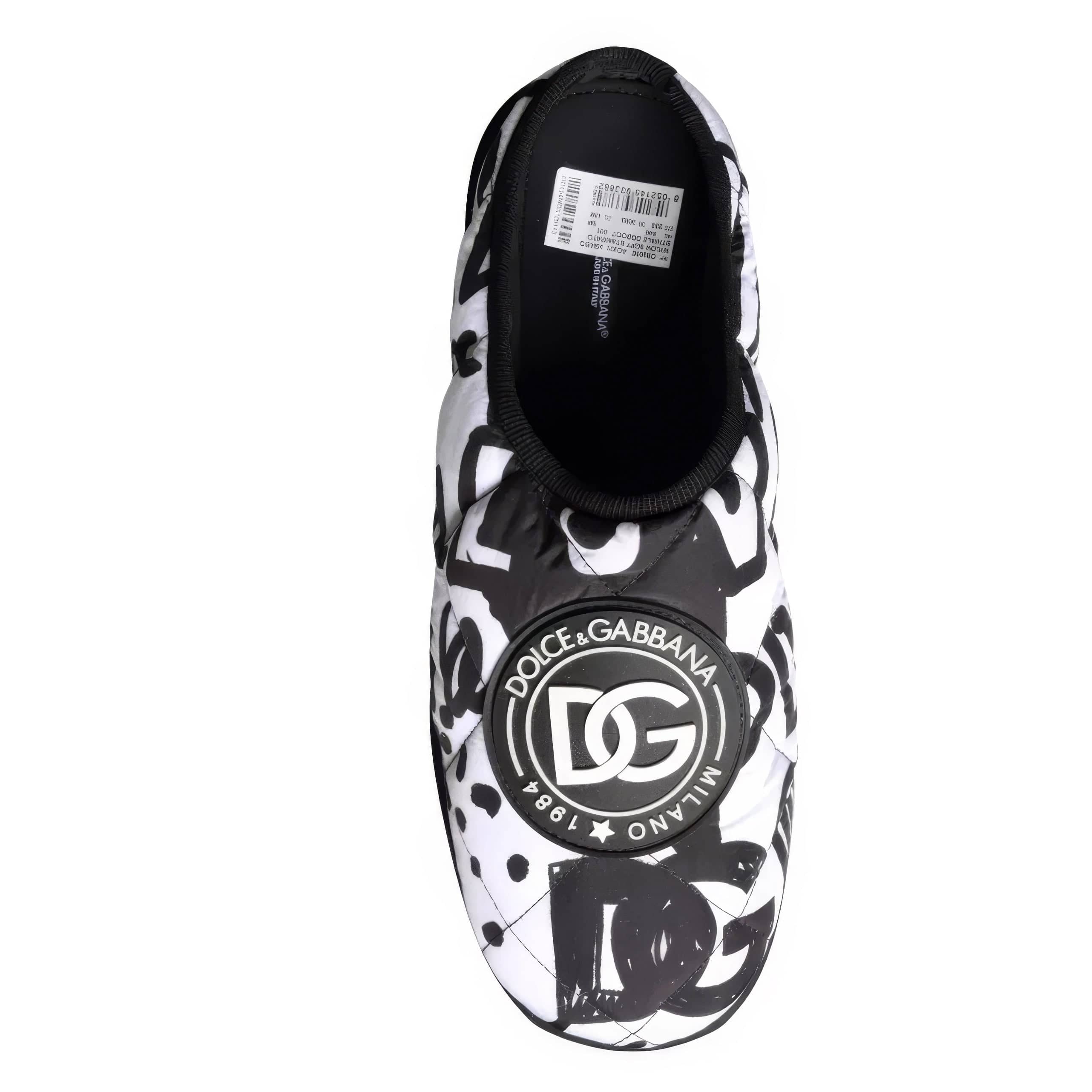 Dolce
Gabbana Graffiti Print Logo Slides