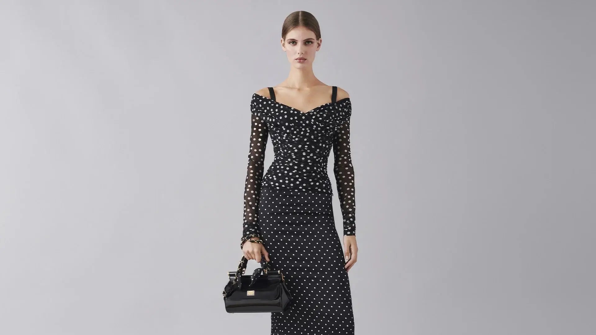Autumn-Winter 2024 Mambo Collection: A Fusion of Retro Charm and Elegance