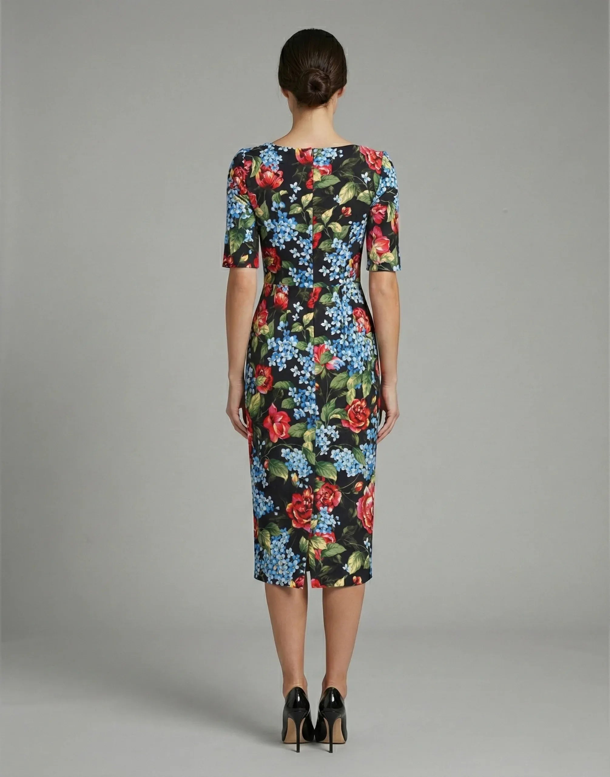 Dolce 
Gabbana Floral Print Viscose Sheath Midi Dress