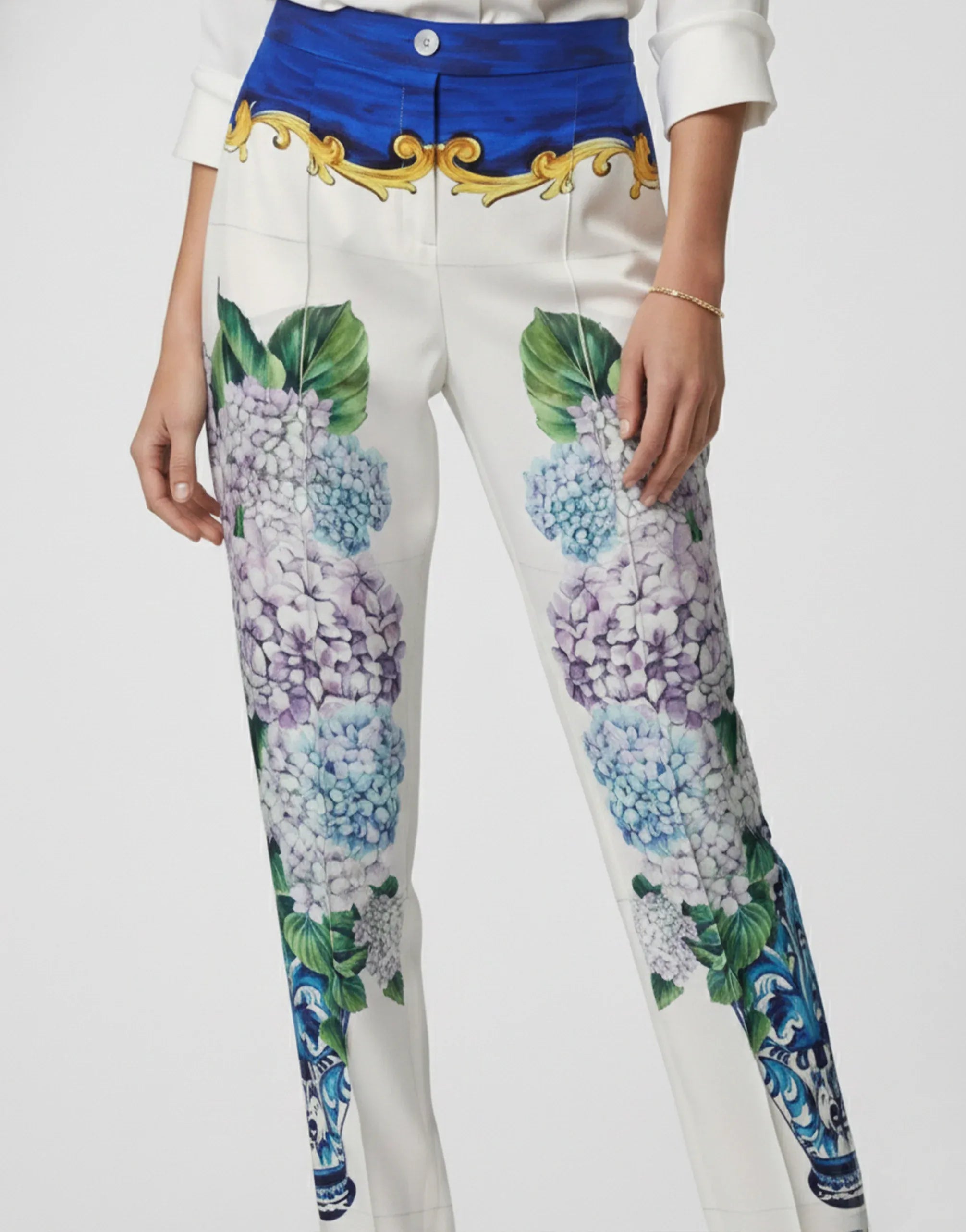 Dolce 
Gabbana Hydrangea-Print Silk Trousers